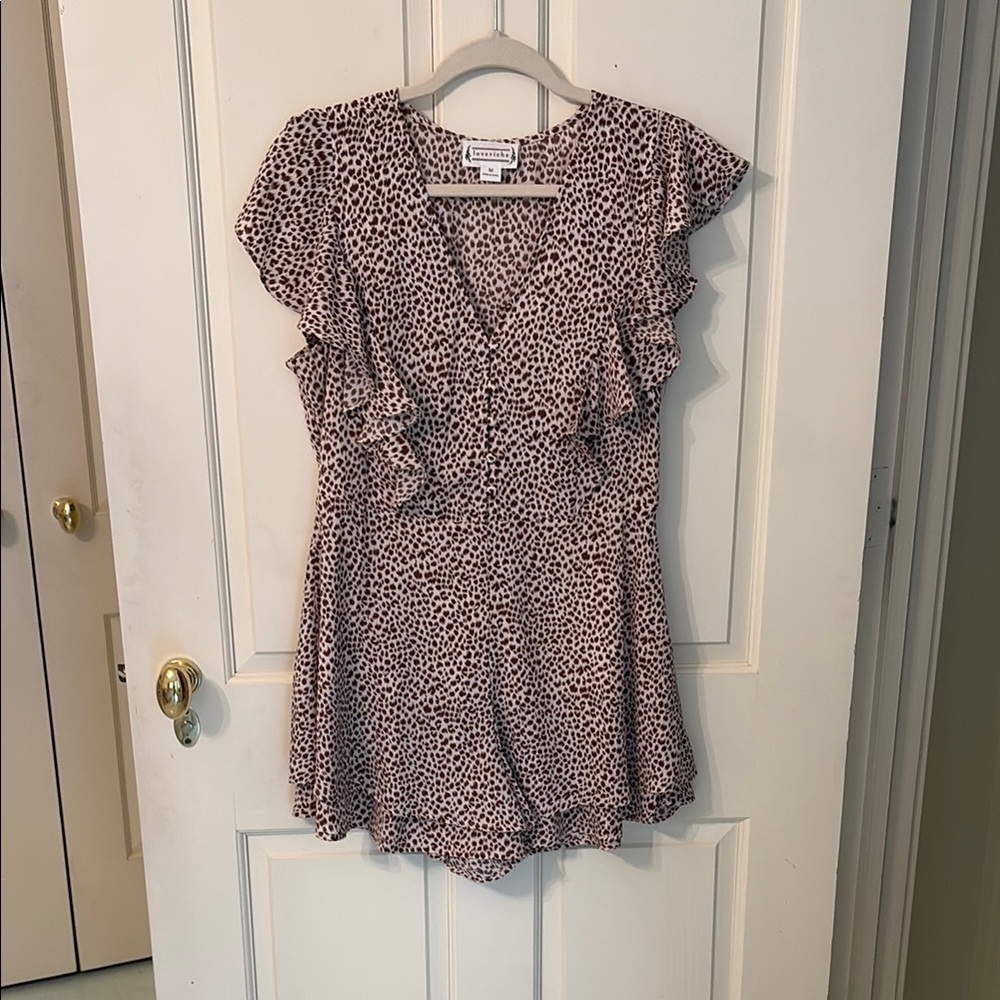 Ruffle Sleeve Leopard Print Romper